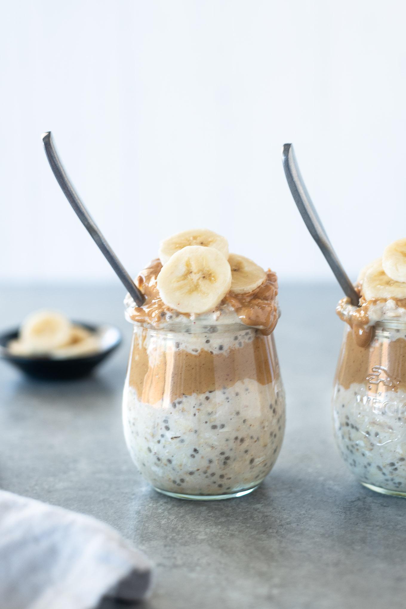 Peanut Butter Overnight Oats - Gluten-Free and Vegan!