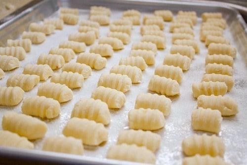 Crispy Whole Wheat Flour Gnocchi: A Comforting and Satisfying Meal