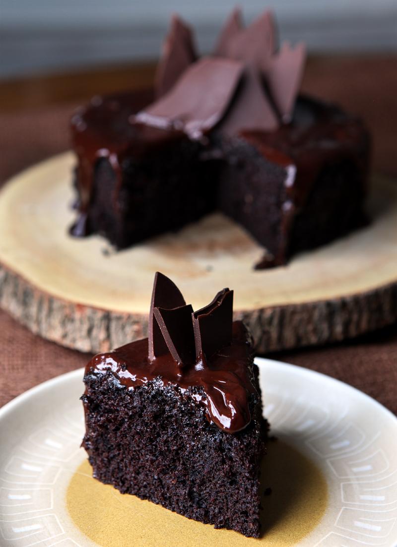 Red Wine Dark Chocolate Cake For Two - Brownie Bites Blog
