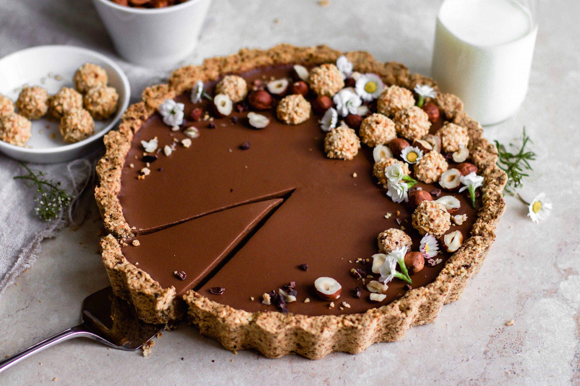Melt-in-your-mouth Chocolate Tart - Flowers in the Salad
