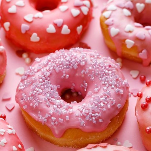 Wholesome and Delicious: Easy Vegan Strawberry Donuts