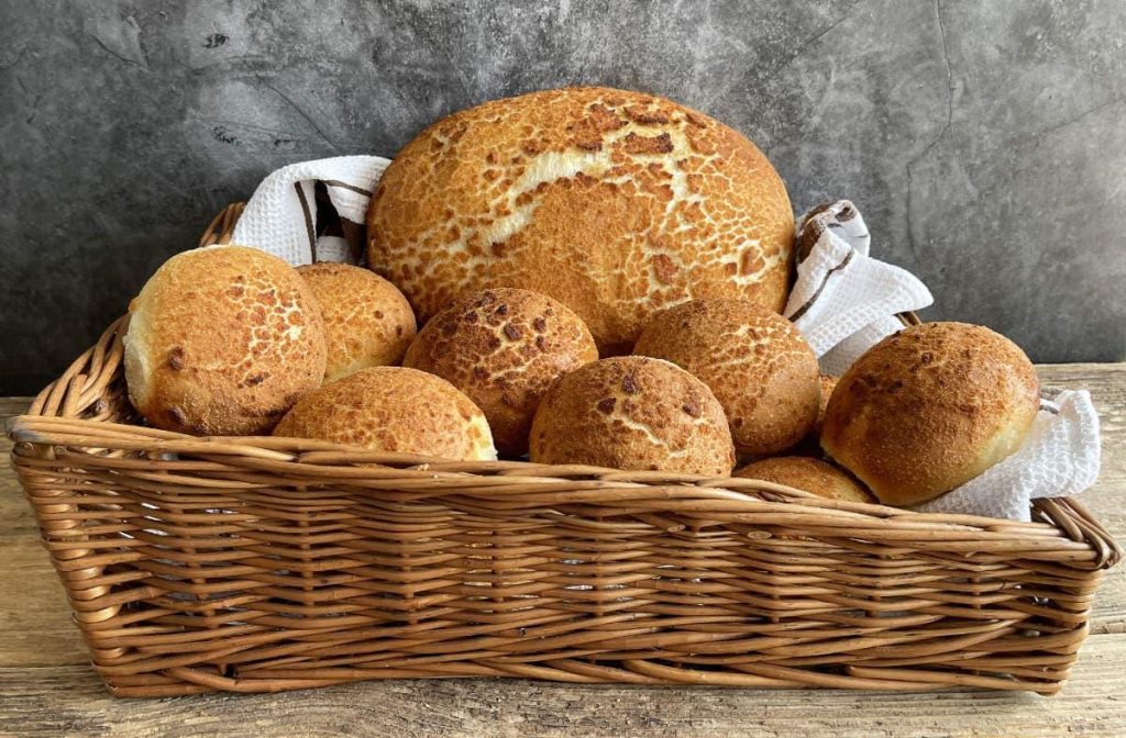 Bold and Beautiful: Tiger bread rolls