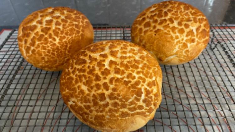 Dutch Tiger Bread Rolls - Geoff's Baking Blog