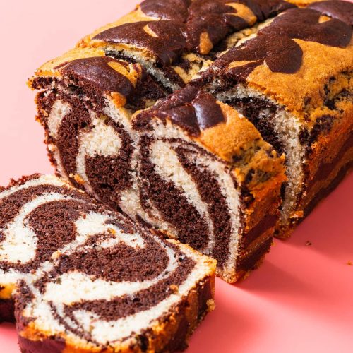 A Slice of Vegan Heaven: Moist and tender vegan marble cake