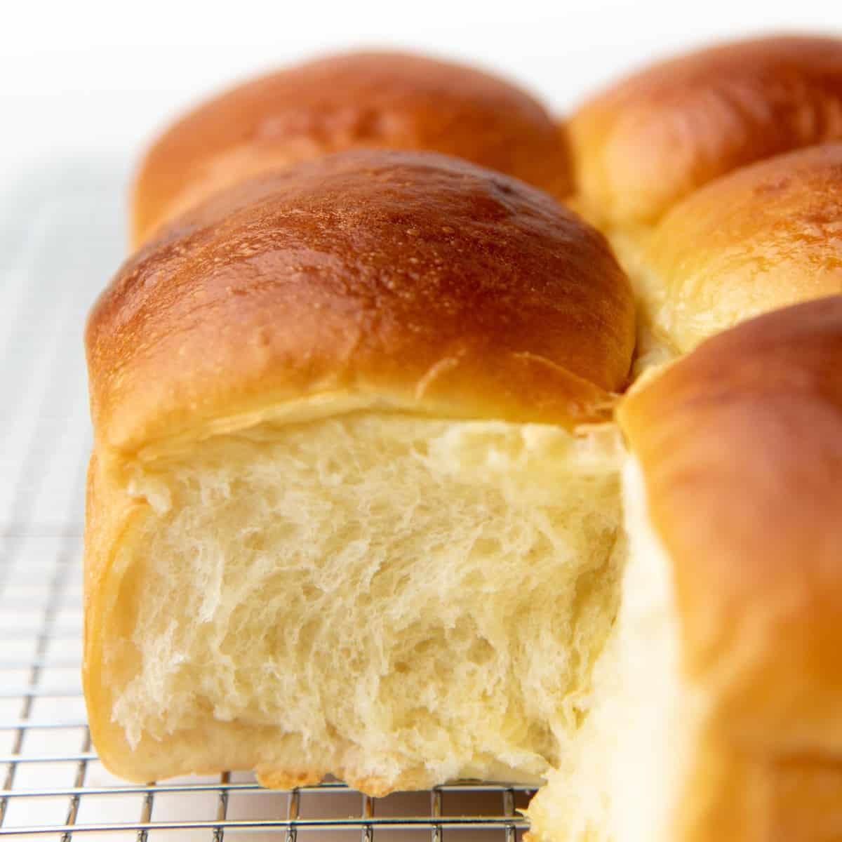 Japanese Milk Bread Recipe (Hokkaido milk bread) - The Flavor Bender