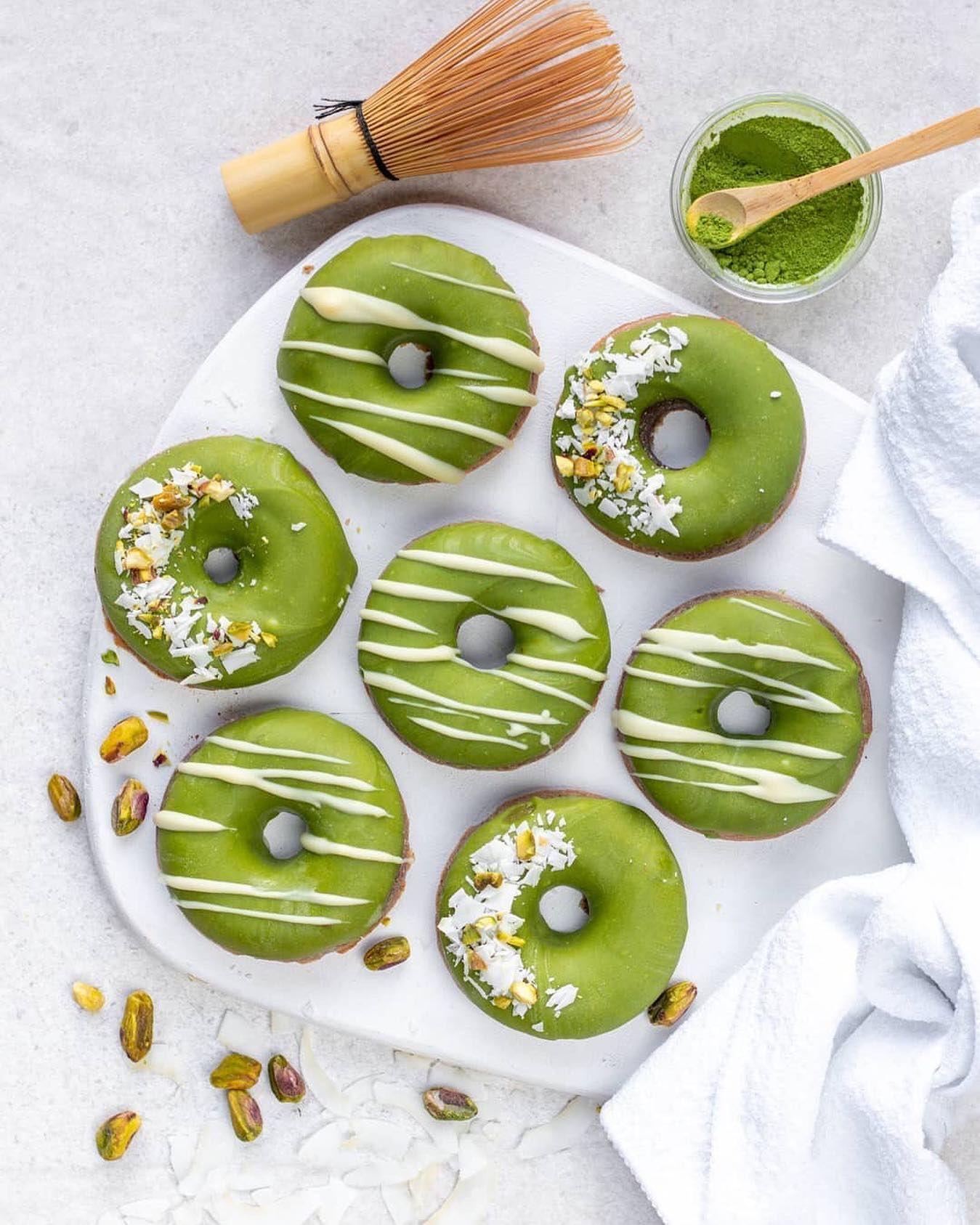 Check out this vegan matcha donut?🍩🍵 Made by @alchemy.eats | Matcha recipe, Delicious donuts, Asian desserts