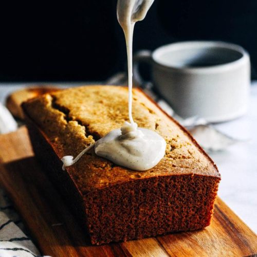 A Symphony of Flavors: Vegan vanilla fig loaf cake