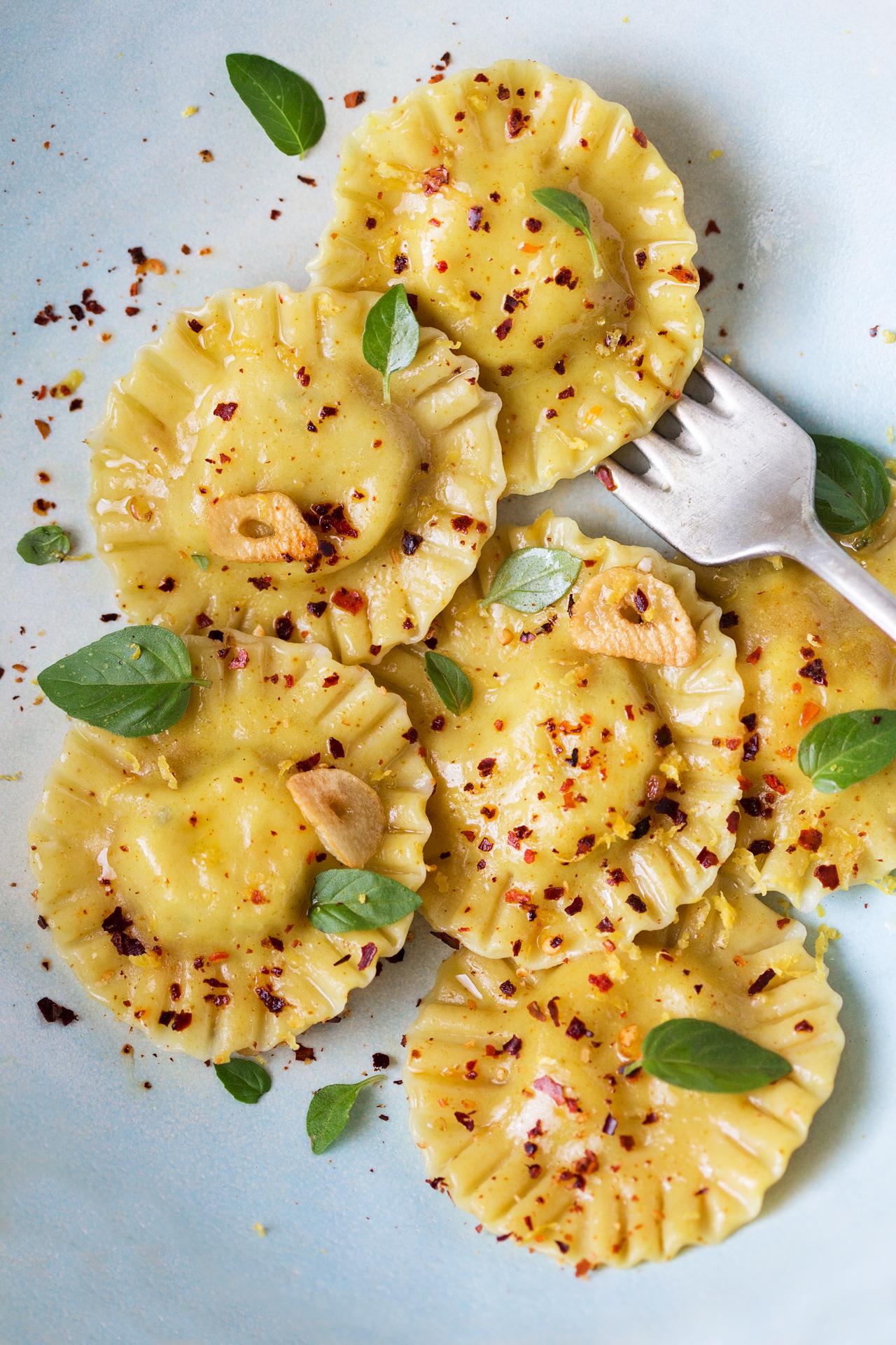 Vegan ravioli with pumpkin and ricotta - Lazy Cat Kitchen