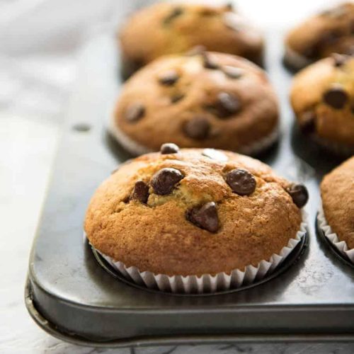 Fluffy black carrot buns with chocolate chips Recipe