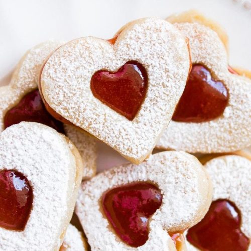 Elegant Linzer Cookies for Tea Time