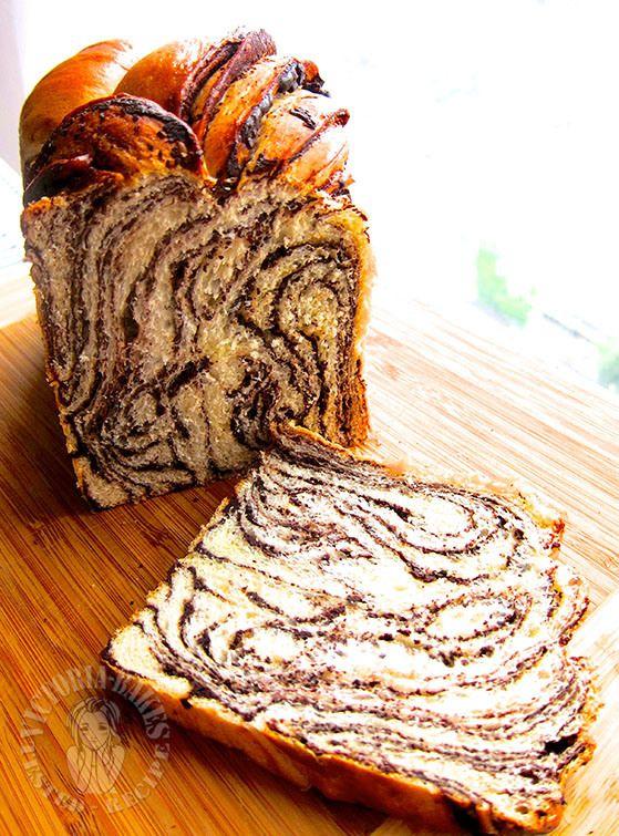 hokkaido milk chocolate marbled loaf ~ Bake Along #52 ♪♪(o*゜∇゜)o～♪♪ 北海道牛奶巧克力大理石面包 – Victoria Bakes | Bread recipes sweet, Basic bread recipe, Bread recipes homemade