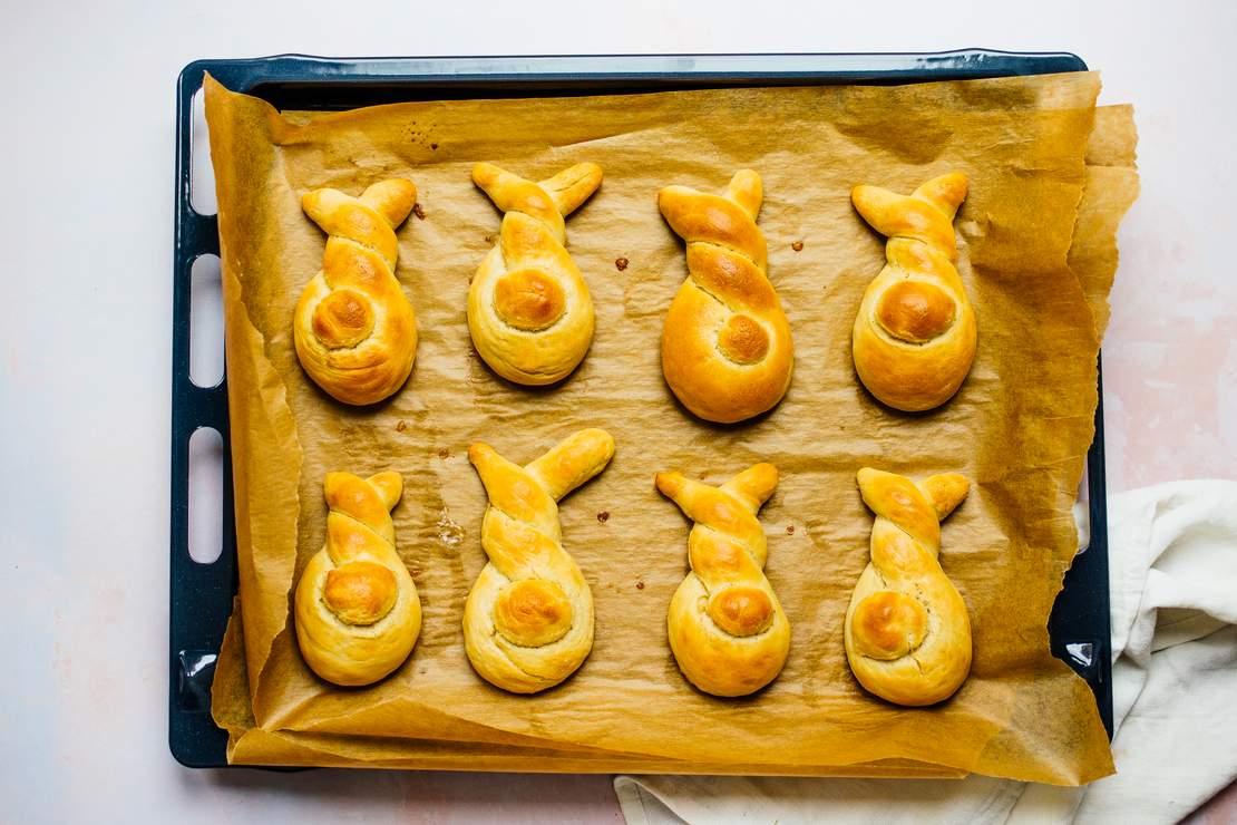 Vegan Easter Bunny Rolls - Zucker&Jagdwurst
